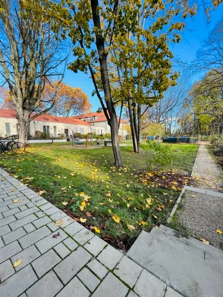 Neu! Berlin-Staaken! Tolle Single-Wohnung mit hochw. Ausstattung in Grünlage! BLK, Duschbad, EBK — photo 1
